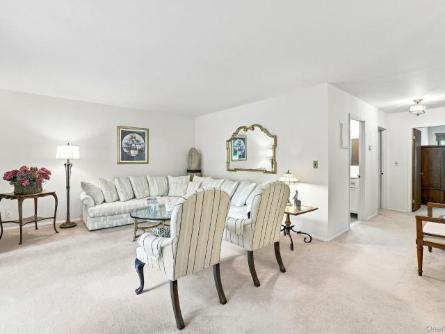 Condo for sale in Jefferson Village, Town of Yorktown