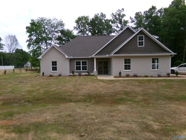 House for sale in Leesburg, Alabama