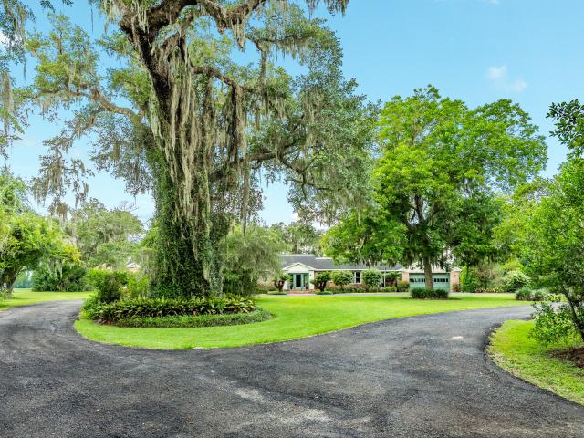 House for sale in Lake Jackson, Texas