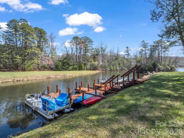 Townhouse for sale in Transylvania, North Carolina