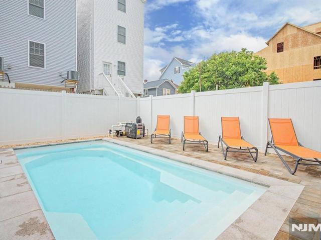 Townhouse for sale in Seaside Heights, Ocean County