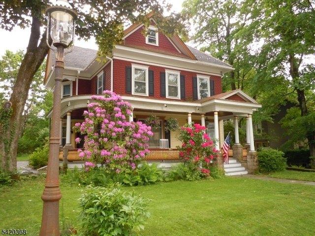 House for sale in Califon, New Jersey