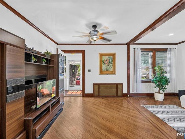 House for sale in Bloomfield, New Jersey