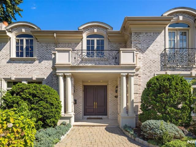Property for sale in Englewood Cliffs, New Jersey