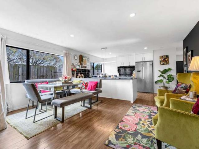 House for sale in Papakura