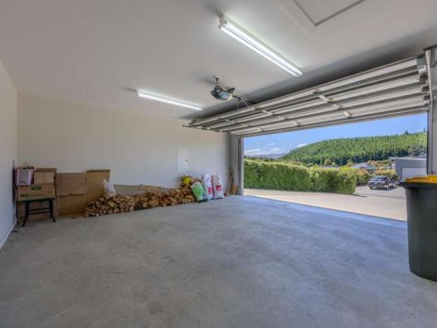House for rent in Otakou