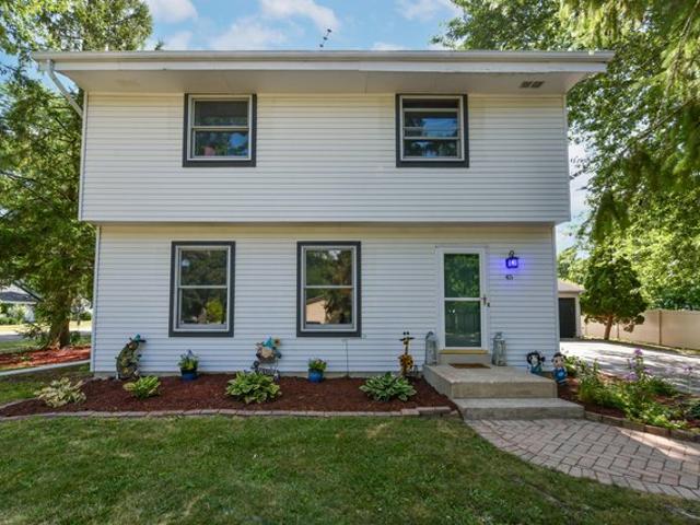 House for sale in Elkhorn, Wisconsin