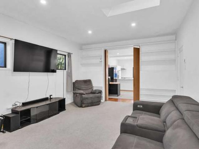 House for sale in Heathcote, Canterbury