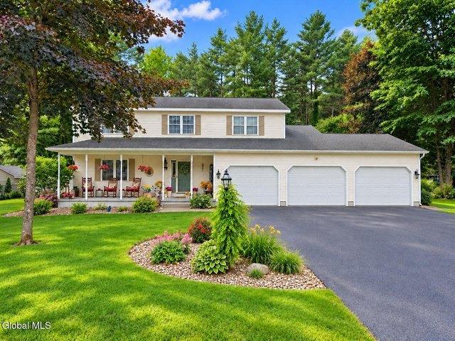 House for sale in Herald Square, Town of Queensbury