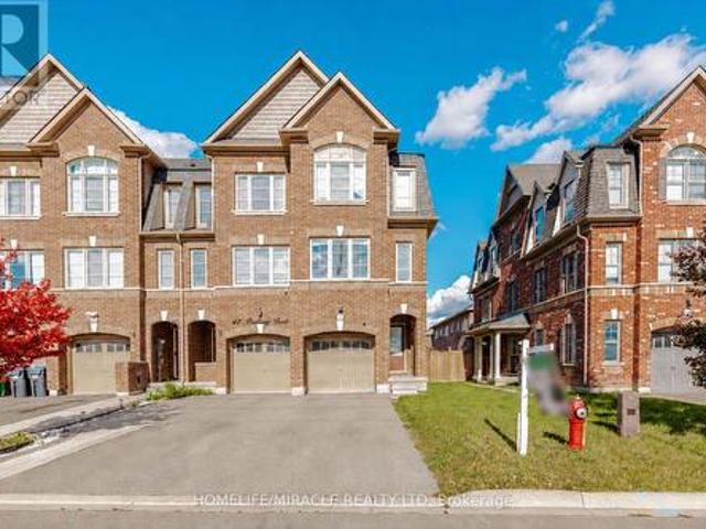 House for sale in Brampton, Golden Horseshoe