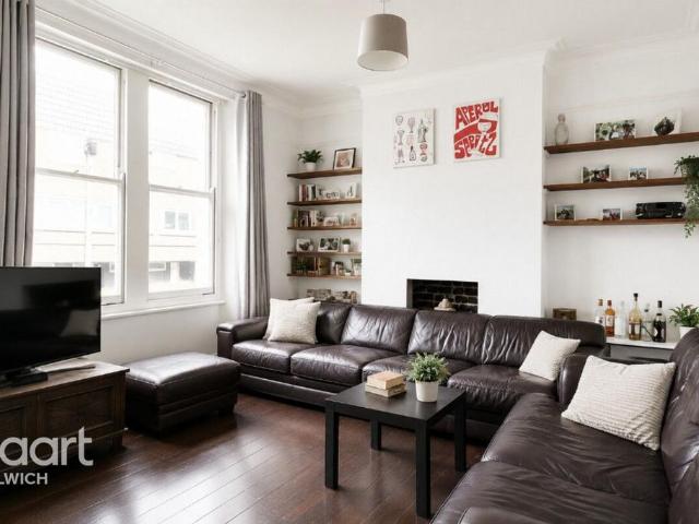 Apartment for rent in Loughborough Junction, Greater London
