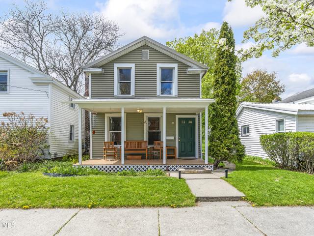 House for sale in Saratoga, New York