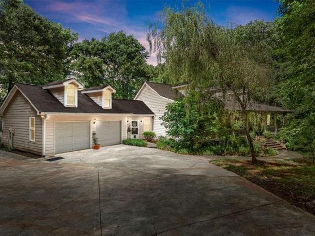 House for sale in Hoschton, Georgia