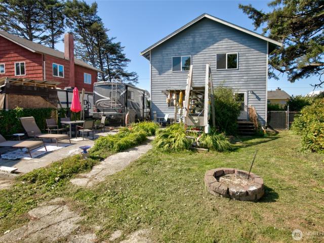 House for sale in Pacific Beach, Washington