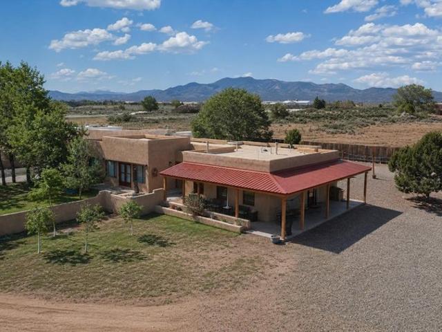 House for sale in El Prado, New Mexico