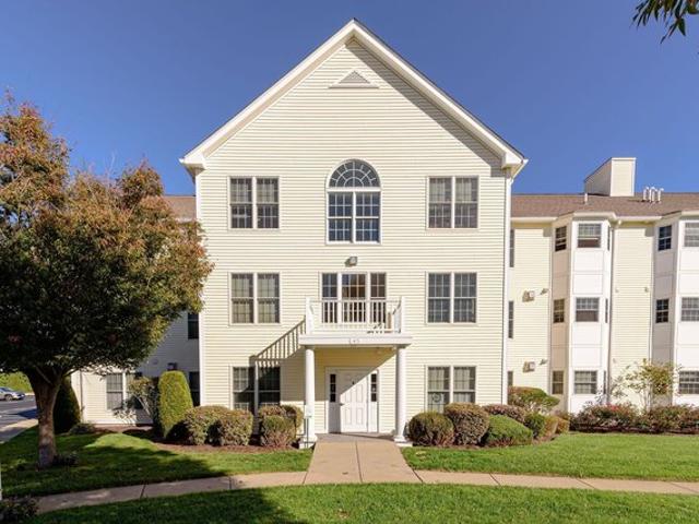 Condo for sale in North Kingstown, Rhode Island