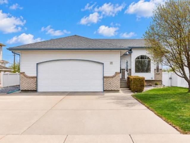 House for sale in Medicine Hat
