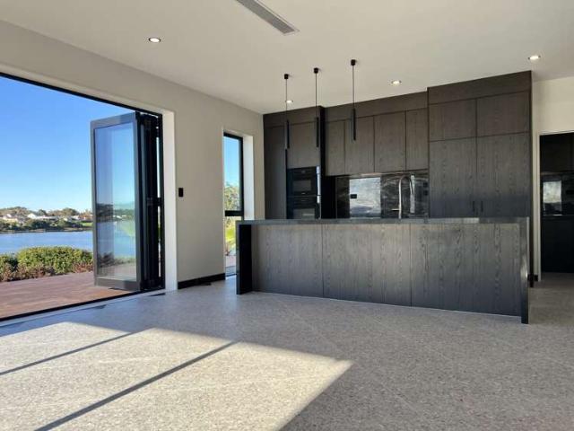 House for sale in Awhitu