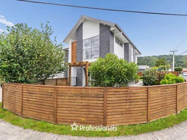 House for sale in Pauatahanui, Wellington