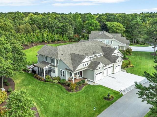 Condo for sale in Mashpee, Massachusetts