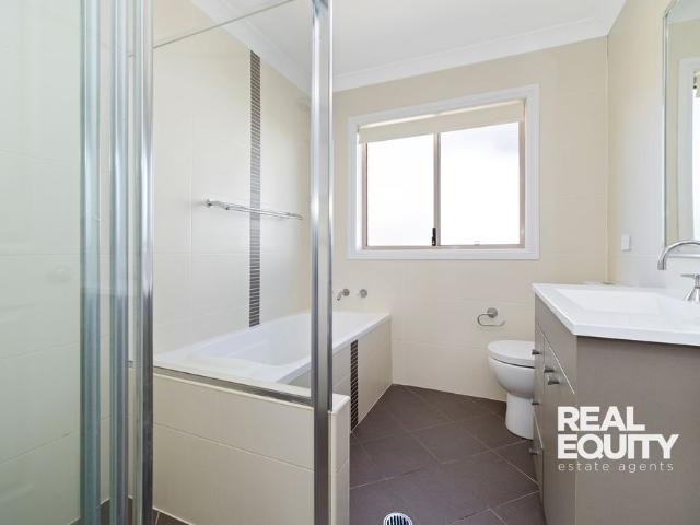 Townhouse for rent in Sydney, New South Wales