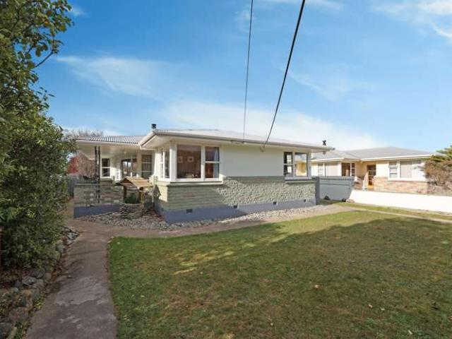 House for sale in Otakou