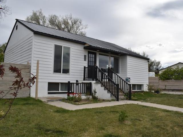 House for sale in Orangeville, Utah
