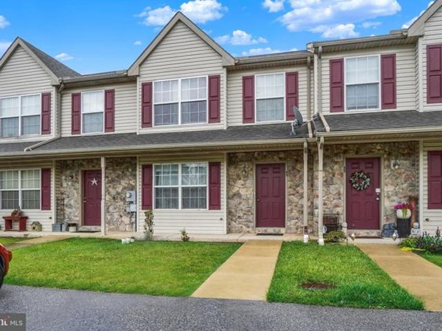 Condo for sale in Manchester, Pennsylvania