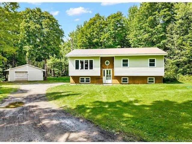 House for sale in Penniac, New Brunswick
