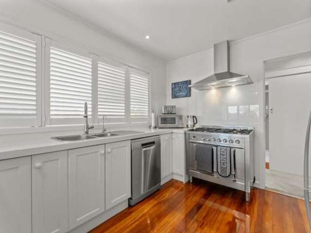 House for sale in Whangaparaoa