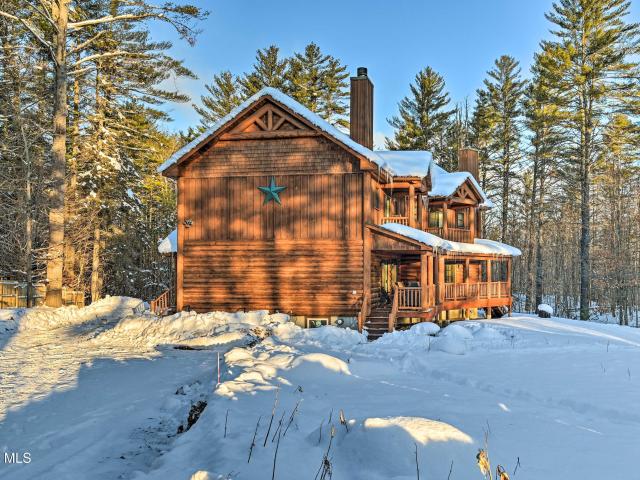 Townhouse for sale in Bakers Mills, New York