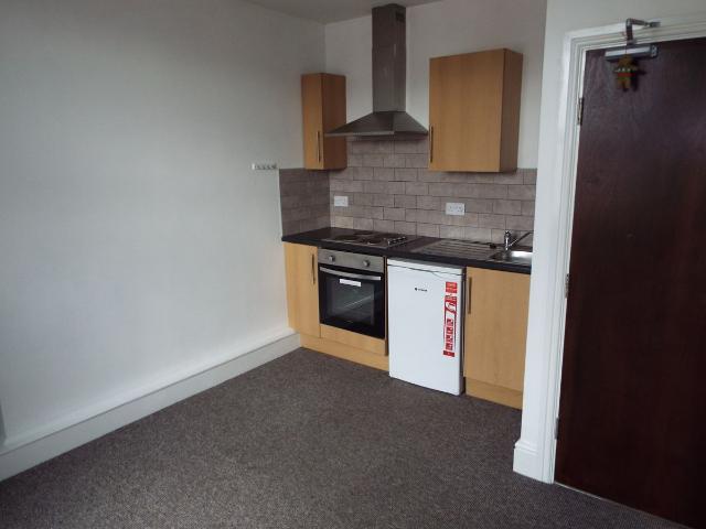 Studio for rent in Hyde Park, South Yorkshire