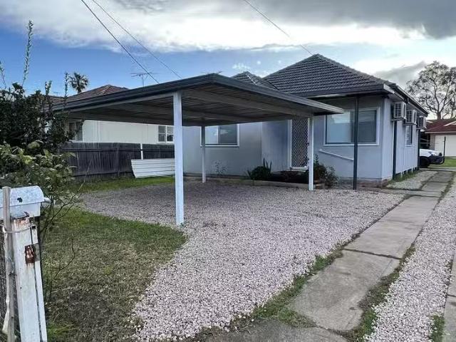 House for rent in Canley Vale