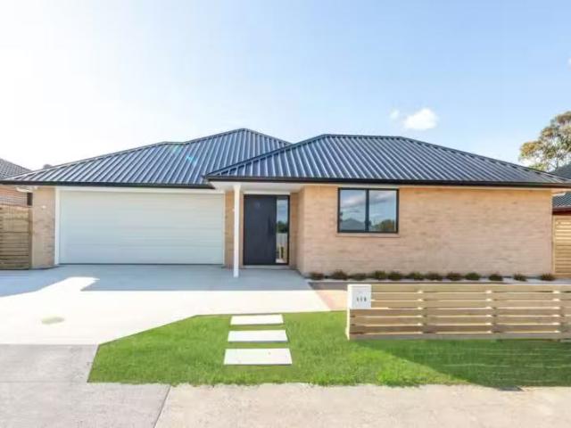 House for sale in Awhitu