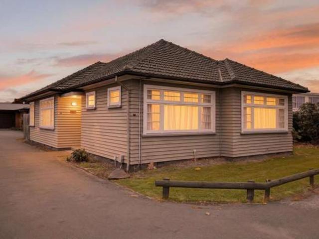 House for sale in Heathcote, Canterbury