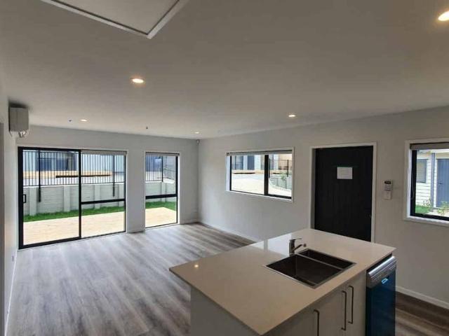 Apartment for rent in Awhitu, Oroua County