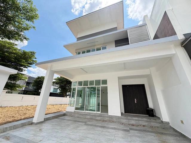 Terraced House for sale in Nilai, Negeri Sembilan