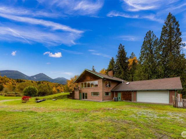 House for sale in Concrete, Washington
