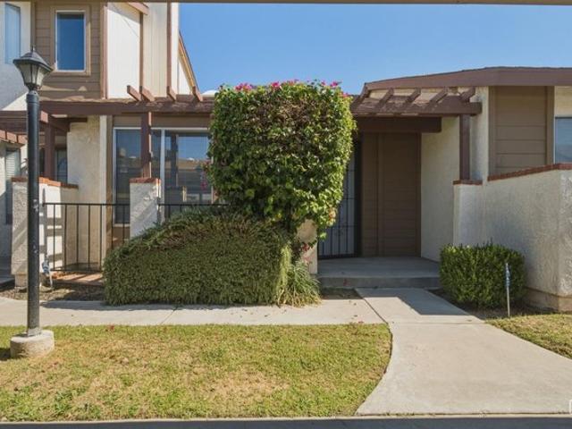 Condo for sale in Bakersfield, California