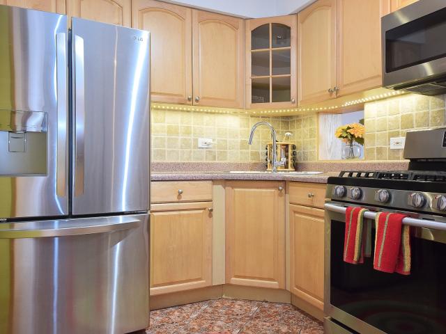 Condo for sale in Schiller Park, Illinois