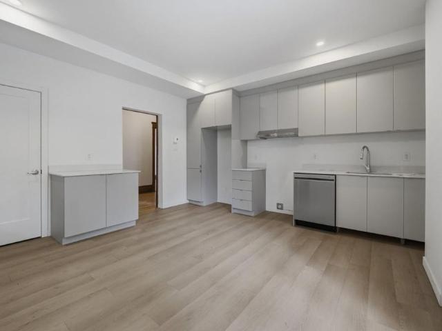 Apartment for rent in St. Leonard's, Quebec