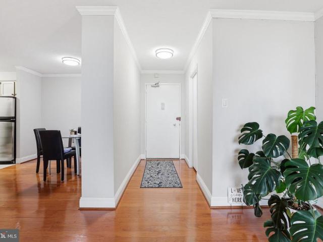 Condo for sale in Virginia