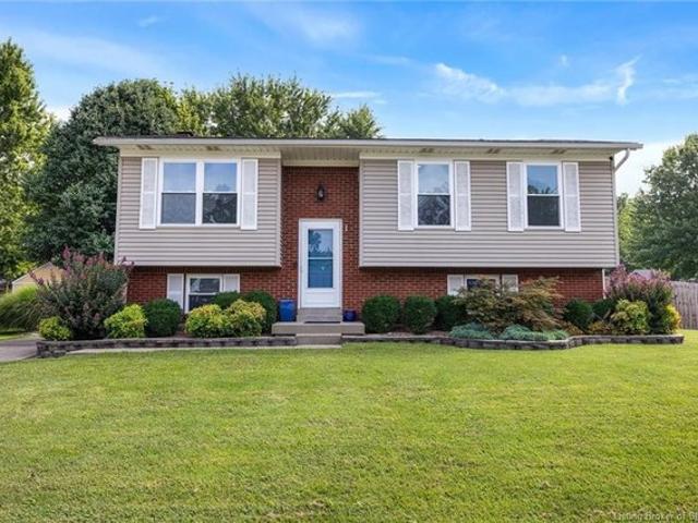 House for sale in Jeffersonville, Indiana