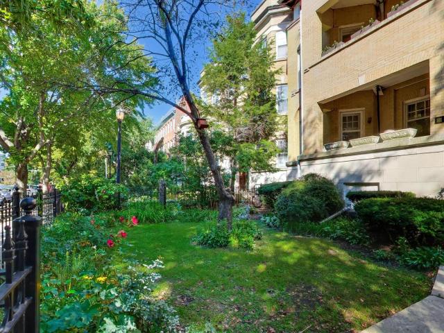 Condo for sale in Magnolia Plaza, Chicago