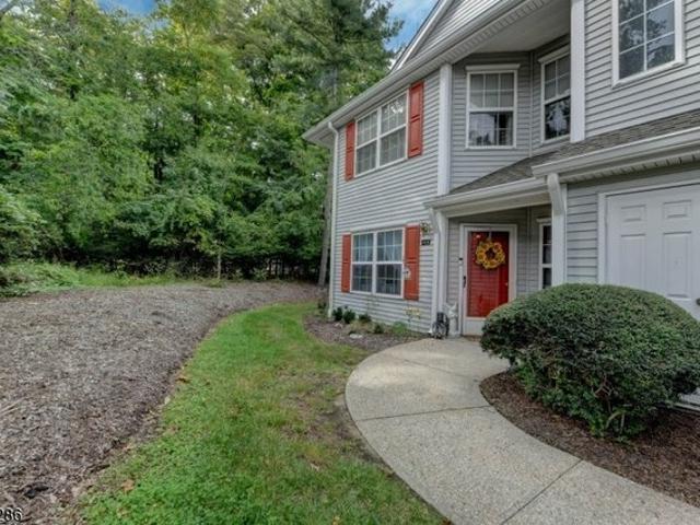 Condo for sale in Pequannock, New Jersey