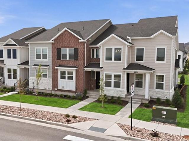 Townhouse for sale in Herriman, Utah