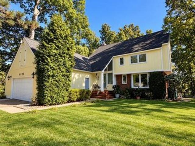 House for sale in Waterford Hill Manor, Independence Charter Township