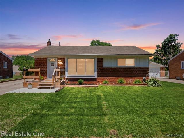 House for sale in Warren, Michigan