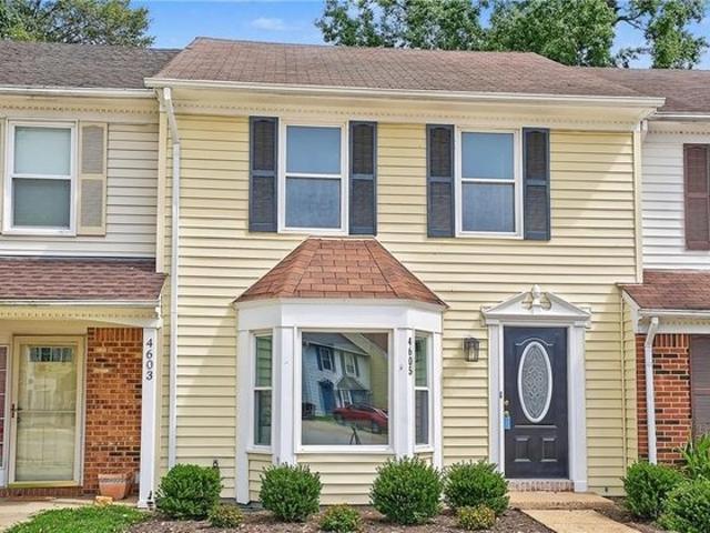 Townhouse for sale in Virginia