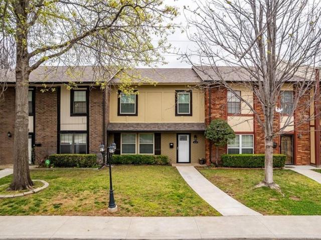 Townhouse for sale in Tulsa, Oklahoma